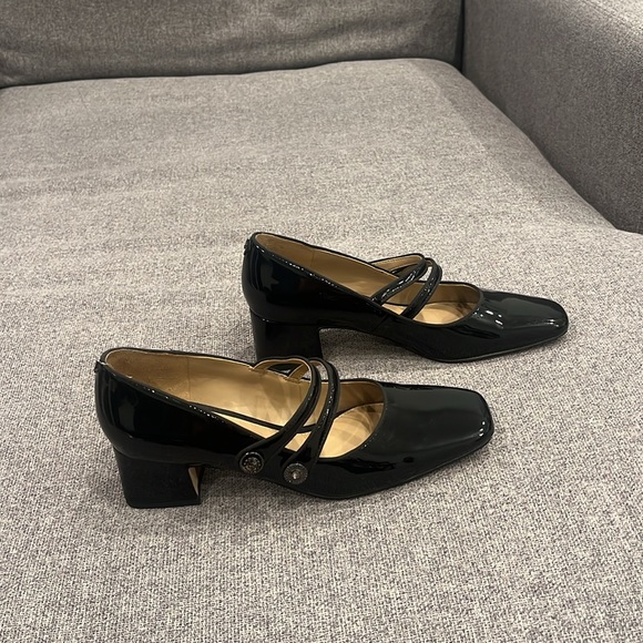 Mary Jane Block Heel - Picture 2 of 6